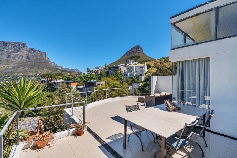 4 Bedroom Property for Sale in Tamboerskloof Western Cape